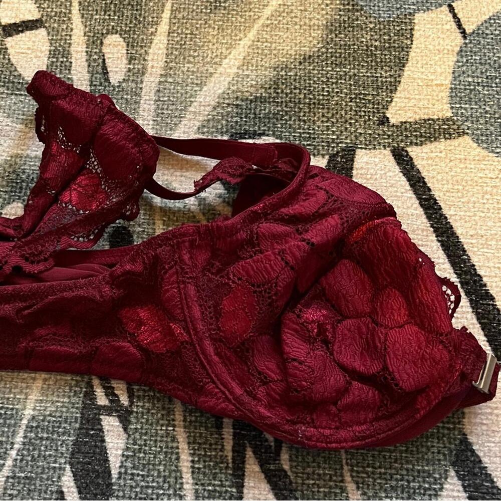 Ruby Lace Racer Bralette - Picture 6 of 7